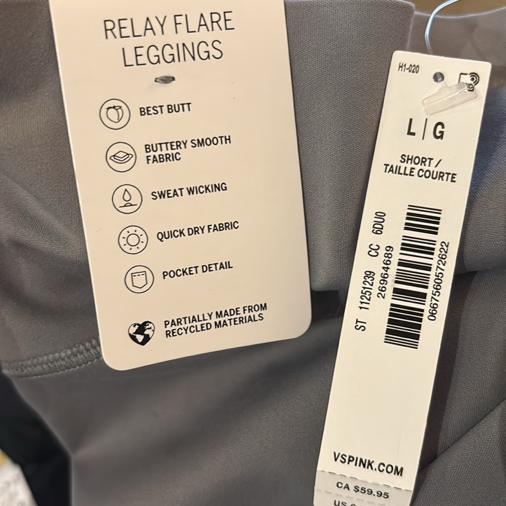 PINK Victoria's Secret Relay Flare Leggings - Picture 8 of 9